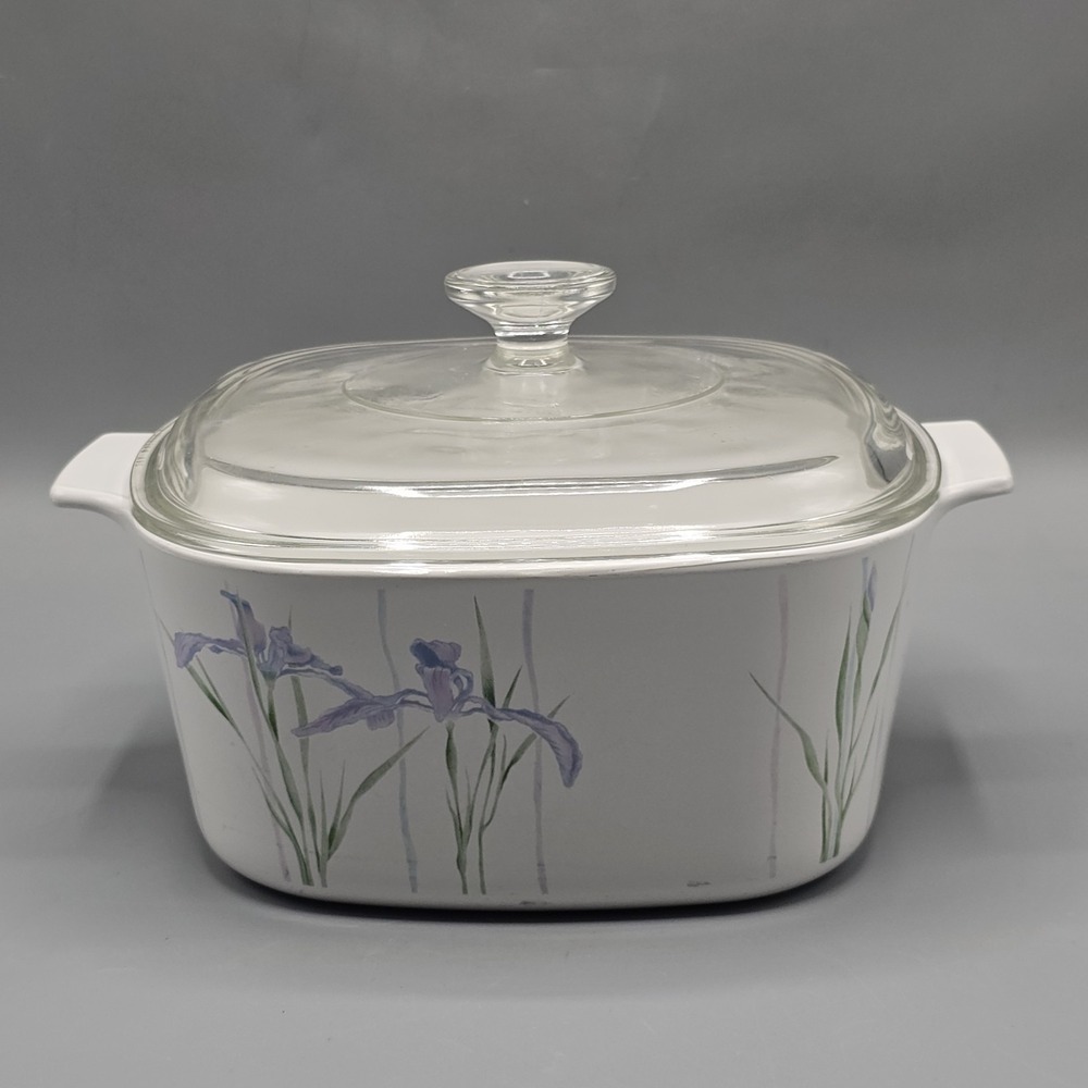Corelle Shadow Iris 3 Liter A 3 B Covered Casserole with Glass Pyrex Lid Cottage